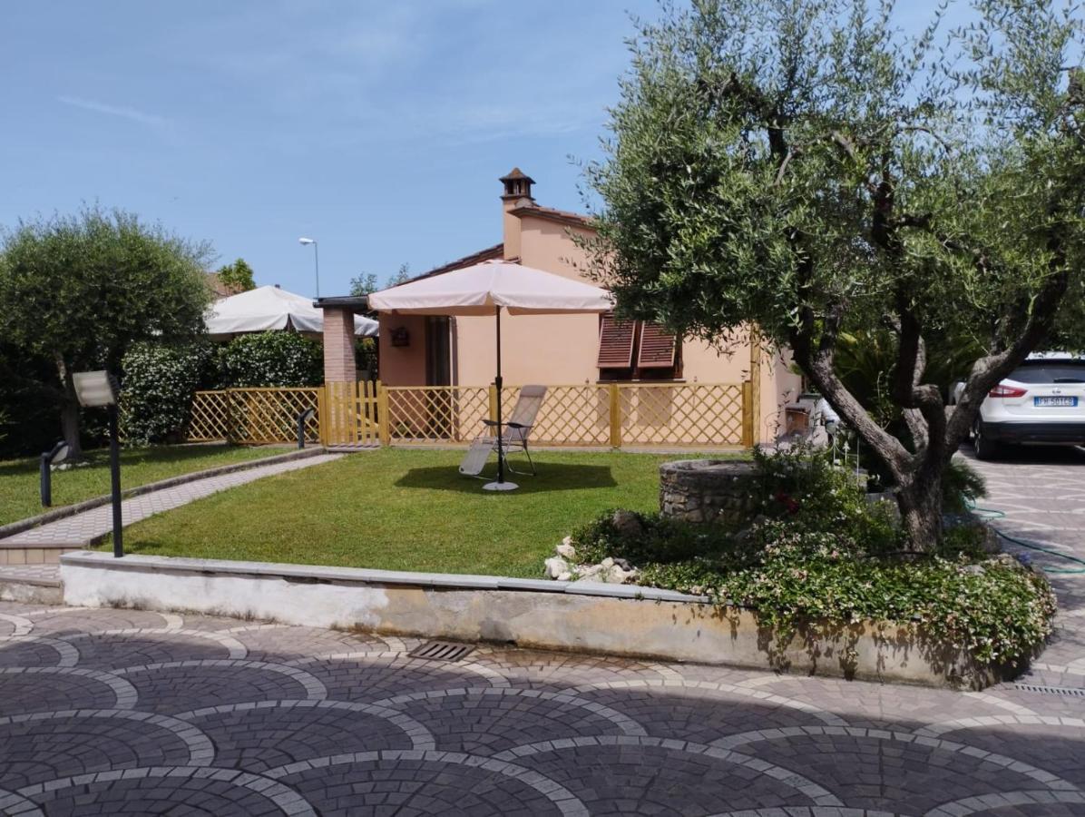 Вилла Melody House - Dependance Castel del Bosco  Экстерьер фото
