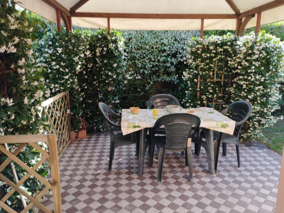 Вилла Melody House - Dependance Castel del Bosco  Экстерьер фото